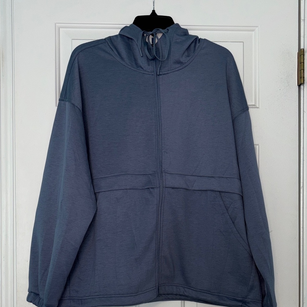 Velocity Women’s Steel Blue Windbreaker